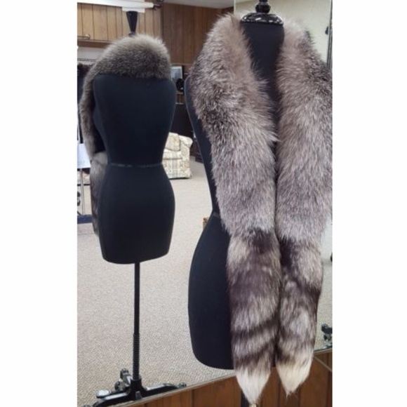 SOLD Indigo Silver dyed Fox Fling with Fox Tails - Picture 2 of 3